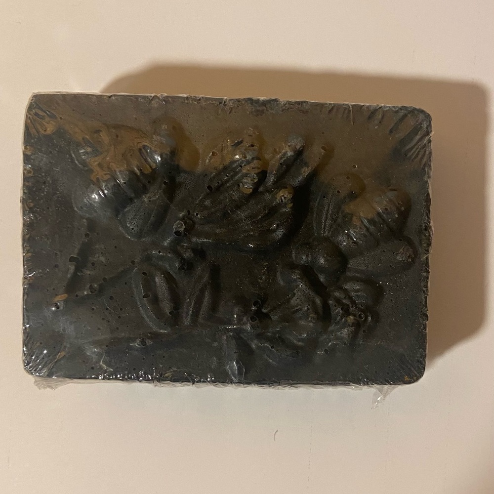 Handcrafted 🖤 Velura Charcoal Detox Soap Bar